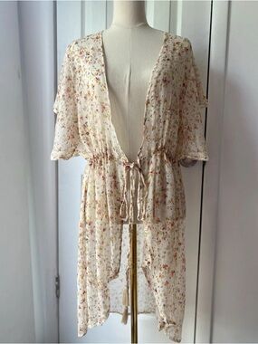 Lauren Conrad Woman's Floral Coverup w/ Tie One Size Fit Spring, Summer Kimono.